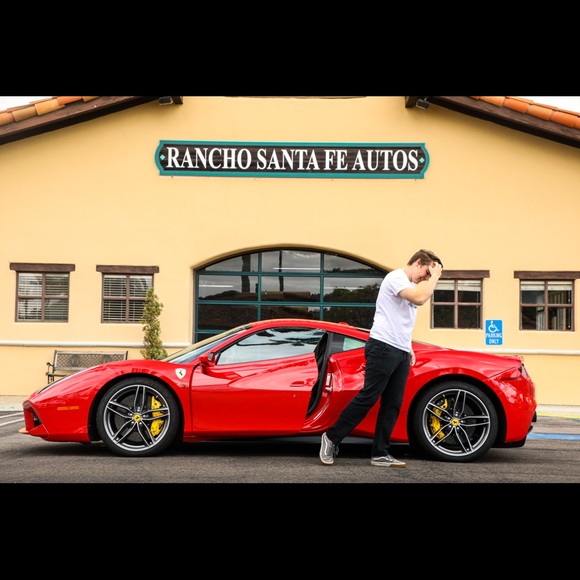 Meet your Posher, Dakota - Picture 1 of 1